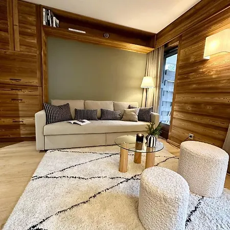 Apartment Rochebrune, Superbe Avec Jardin Megeve