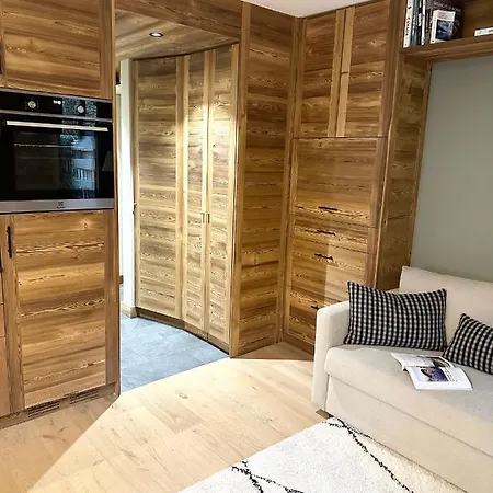 Appartement Rochebrune, Superbe Avec Jardin *